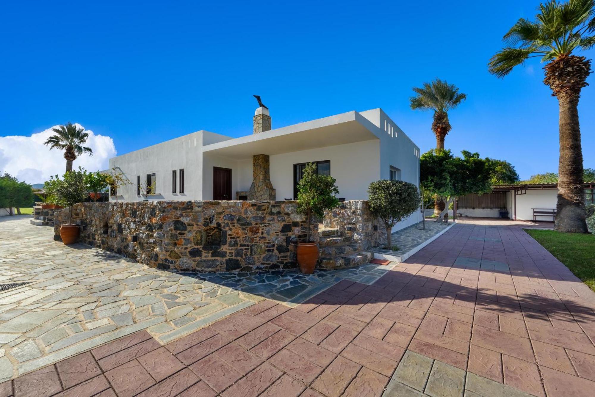 Villa Palmeras Soroni Экстерьер фото